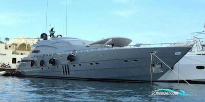 Pershing 115 Motorboot 2010, mit MTU 16V 4000 M93L motor, Italien