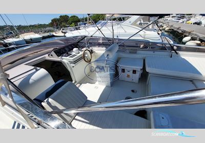 Pershing 33 Motorboot 1988, mit Cummins motor, Frankreich