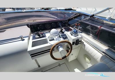 Pershing 33 Motorboot 1988, mit Cummins motor, Frankreich
