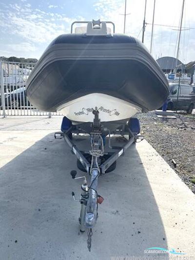 Piranha 5.6m RIB Motorboot 2016, mit Evinrude motor, Irland