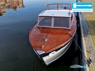 Portier Holiday Motorboot 1955, mit Volvo Penta motor, Niederlande