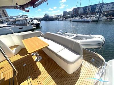 Prestige 420 Motorboot 2020, mit CUMMINS QSB 6.7 motor, England