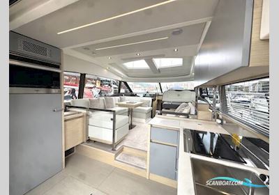 Prestige 460 S Motorboot 2023, mit Volvo Penta Ips600 D6 motor, England