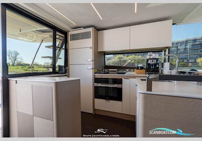 Prestige 590 Flybridge Motorboot 2022, mit Cummins motor, Niederlande