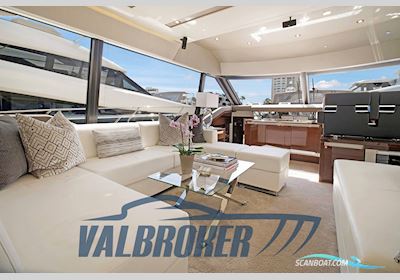 Prestige 680 Fly Motorboot 2017, mit Volvo Penta D13 IPS 1200 motor, Italien