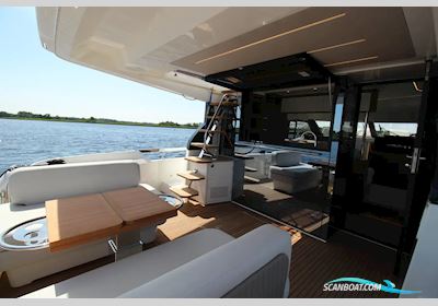 Prestige F4.9 Motorboot 2025, mit Volvo Penta motor, Irland