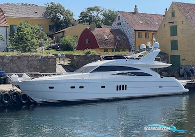Princess 67 Flybridge Motorboot 2005, mit Man V10 1100 Cmr motor, Dänemark