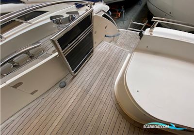 Princess 67 Flybridge Motorboot 2005, mit Man V10 1100 Cmr motor, Dänemark
