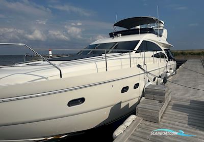 Princess 67 Flybridge Motorboot 2005, mit Man V10 1100 Cmr motor, Dänemark