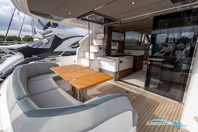 Princess F55 Motorboot 2018, mit 2 x Volvo D13-800 motor, England