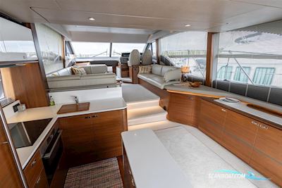 Princess F55 Motorboot 2018, mit 2 x Volvo D13-800 motor, England