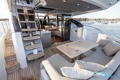 Princess S62 Motorboot 2023, mit 2 x Man V8 1200 motor, England