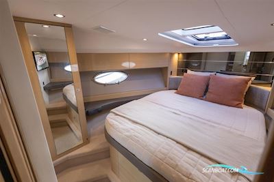 Princess V39 Motorboot 2015, mit 2 x Volvo D6-330 DP motor, England