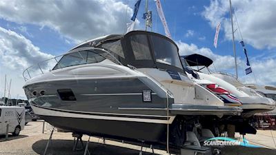 Princess V39 Motorboot 2013, mit 2 x Volvo Penta D6 motor, England