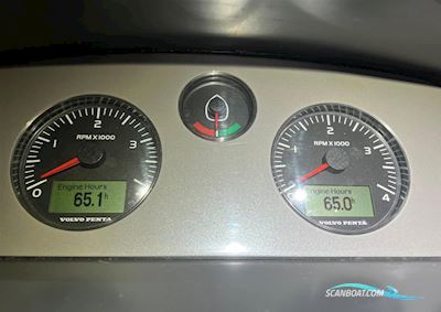 Princess V40 Motorboot 2024, mit 2 x Volvo Penta D6-380 DPI motor, Finland