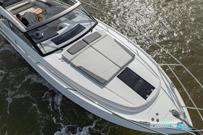Princess V40 Motorboot 2021, mit 2 x Volvo D6-340 motor, England