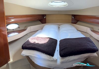 Princess V42 MkII Motorboot 2006, mit Volvo Penta d6 350 motor, Dänemark