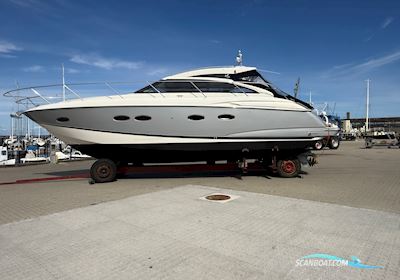 Princess V42 Motorboot 2010, mit Volvo Penta motor, Dänemark