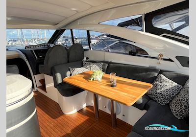 Princess V45 Motorboot 2010, mit Volvo Penta D6-370 motor, Dänemark