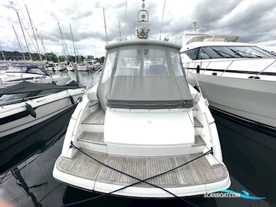 Princess V45 Motorboot 2012, mit Volvo Penta D6-370
 motor, Dänemark