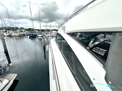 Princess V45 Motorboot 2012, mit Volvo Penta D6-370
 motor, Dänemark
