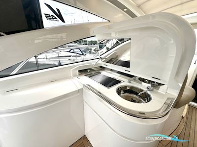 Princess V45 Motorboot 2012, mit Volvo Penta D6-370
 motor, Dänemark