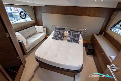 Princess V48 Motorboot 2016, mit 2 x Volvo Ips 600 motor, England