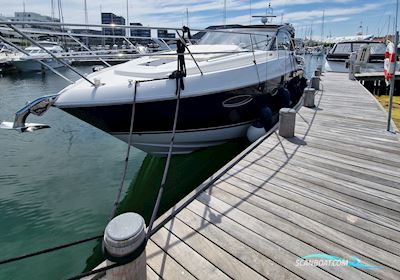 Princess V48 Motorboot 2014, mit Volvo Penta IPS600 motor, Dänemark