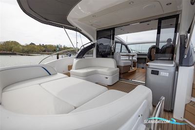 Princess V50 Motorboot 2022, mit 2 x Volvo Ips 650 motor, England