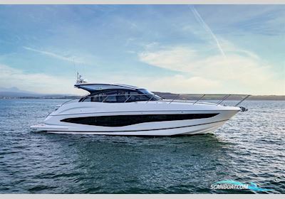 Princess V50 Motorboot 2024, mit 2 x Volvo Ips 650 motor, England