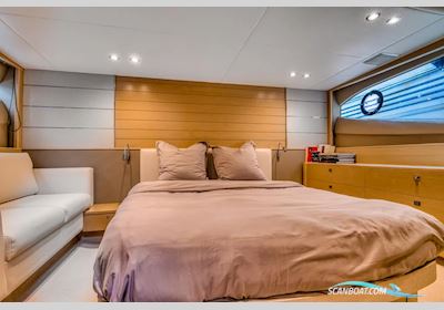 Princess V50 Motorboot 2018, mit Volvo Penta Ips600 motor, Frankreich