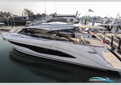 Princess V55 Motorboot 2024, mit 2 x Volvo D13 1000 motor, England