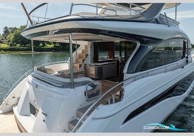 Princess Y72 Motorboot 2024, mit 2 x Man V12-1650 motor, England