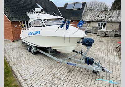 Quicksilver 640 Weekend Motorboot 2011, mit Suzuki DF175 motor, Dänemark