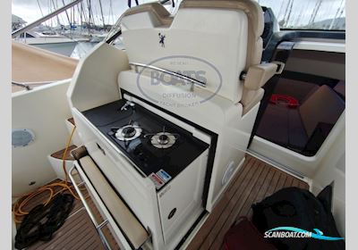 Quicksilver ACTIV 875 SUNDECK Motorboot 2018, mit Mercury motor, Frankreich