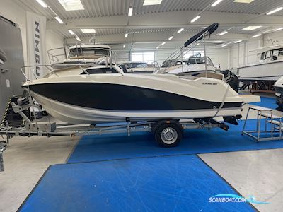 Quicksilver Activ 555 Cabin Motorboot 2021, mit Mercury 115 hk ELPT 4-takt motor, Dänemark