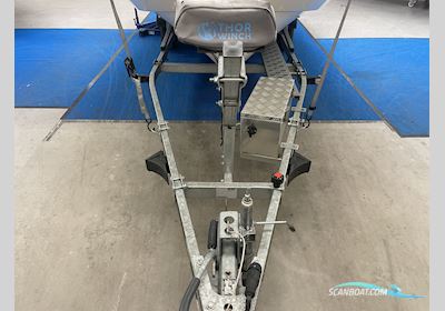 Quicksilver Activ 555 Cabin Motorboot 2021, mit Mercury 115 hk ELPT 4-takt motor, Dänemark