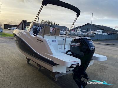 Quicksilver Activ 555 Open m/Mercury F115 hk Efi 4-Takt - Solgt ! Motorboot 2023, mit Mercury motor, Dänemark