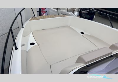 Quicksilver Activ 705 Open Motorboot 2026, Dänemark