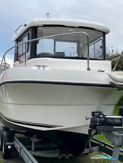 Quicksilver Captur Avor 690 (Nedsat 50.000) Motorboot 2016, mit Mercruiser motor, Dänemark