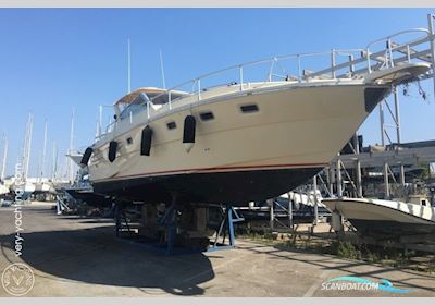 Raffaelli Middle Day Motorboot 1985, mit Volvo Penta Tamd70E motor, Frankreich