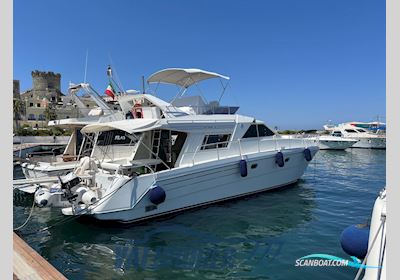 Raffaelli Storm S Motorboot 1991, mit Caterpillar 395 motor, Italien