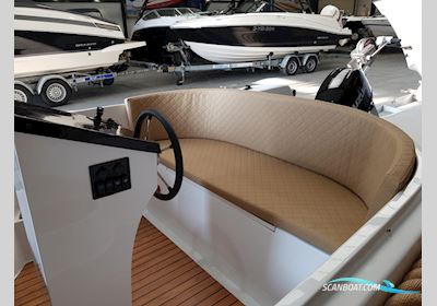 Reest Sloep 520 Classic Motorboot 2024, mit Suzuki 15pk motor, Niederlande