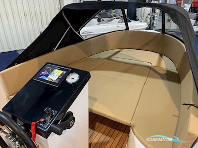 Reest Sloep 520 Classic Motorboot 2025, mit Suzuki motor, Niederlande