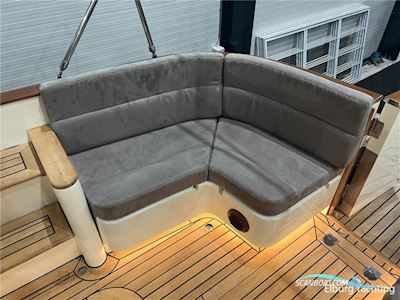 Reeves 36 Motorboot 2021, Niederlande