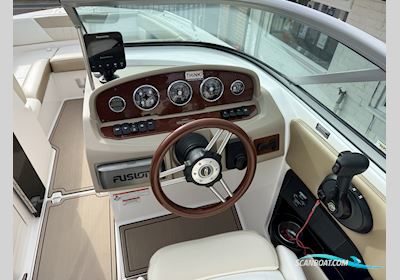 Regal 2220 Fasdeck Motorboot 2011, mit Mercruiser motor, England