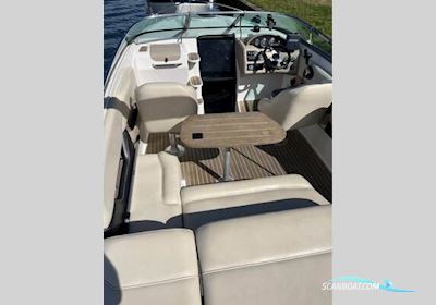 Regal 2250 Motorboot 2005, mit Mercury motor, England
