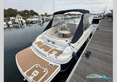 Regal 2450 Cuddy Motorboot 2005, mit Mercruiser motor, England