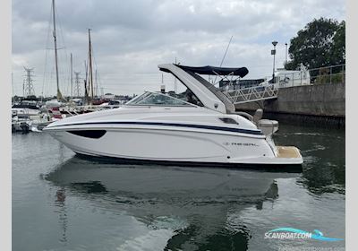 Regal 28 Express Motorboot 2014, mit Mercruiser motor, England