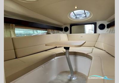 Regal 28 Express Motorboot 2014, mit Mercruiser motor, England